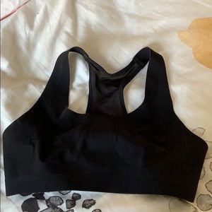 lululemon sports bra, medium to high impact 34C